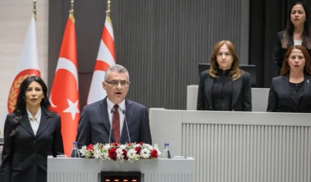 KKTC'de Erhürman göreve başladı... 'Kıbrıs Türk halkının huzuru ve refahı için çalışacağım'