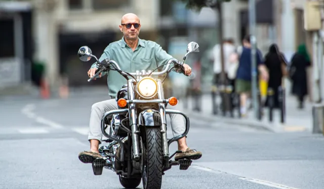 Suat Güzey'in motor tutkusu