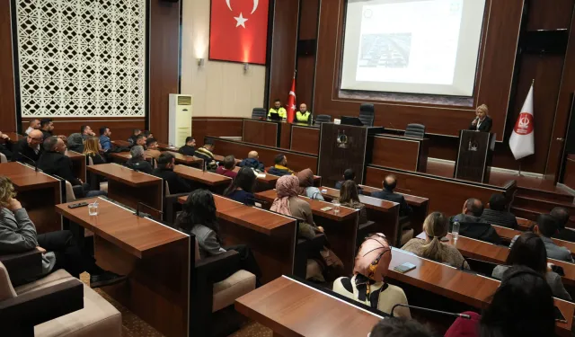 Ankara Keçiören Belediyesi'nde hizmet içi 'trafikte güvenli sürüş' eğitimi