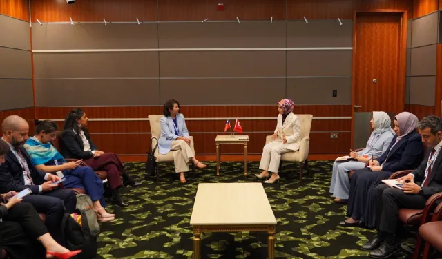 Bakan Göktaş, 2. Dünya Sosyal Kalkınma Zirvesi için Katar'da