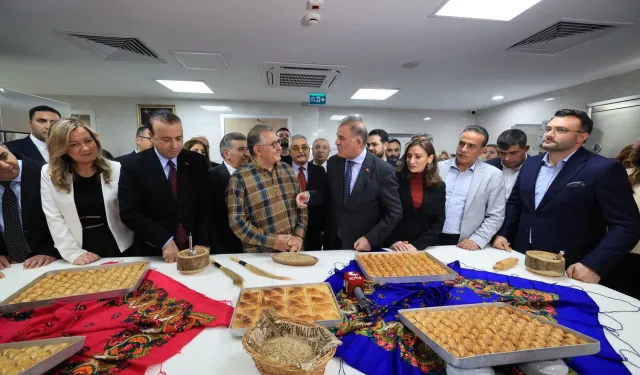 İstanbul Büyükşehir'den gençlik ve meslek eğitimine büyük yatırım