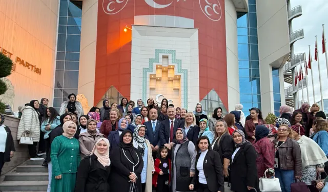 MHP'de 'Engelsiz Yarınlara' yoğun ilgi