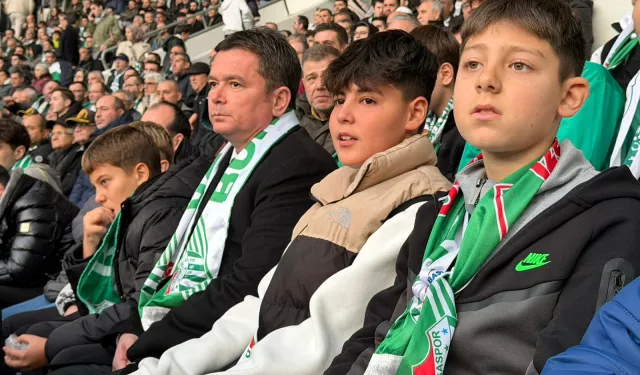 Erkan Aydın Bursaspor coşkusunu çocuklarla yaşadı