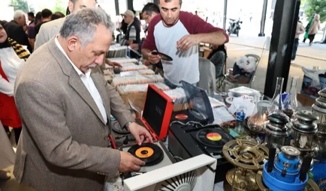 Kayseri Talas'ta antikacılar yeni yerinde buluşuyor