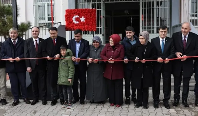 Kütahya'da şehidin adı ortaokulda nesiller boyu yaşatılacak