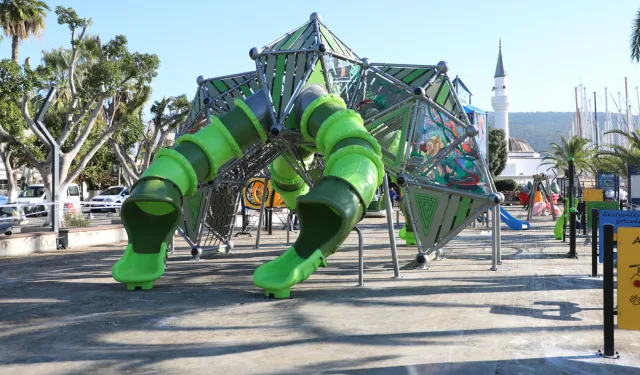 Muğla'da çocuklara modern ve güvenli oyun alanı