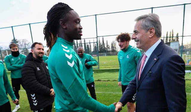 Rüstemler Tesisleri'nde Sakaryaspor'a moral desteği