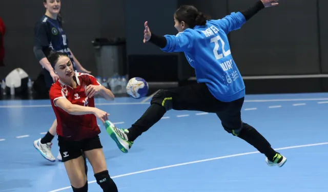 Bursa Büyükşehir Üsküdar'a geçit vermedi