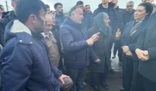 Ağrı Taşlıçay'da yol tepkisi!