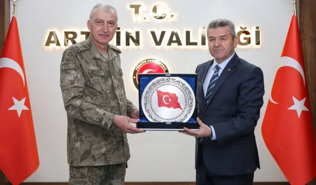Erzurum 9. Kolordu Komutanı Tümgeneral Akyıldız Artvin'de