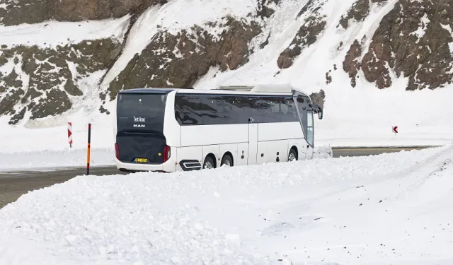Erzurum ve İsveç'te 'elektrikli otobüs' kar ve buza meydan okudu