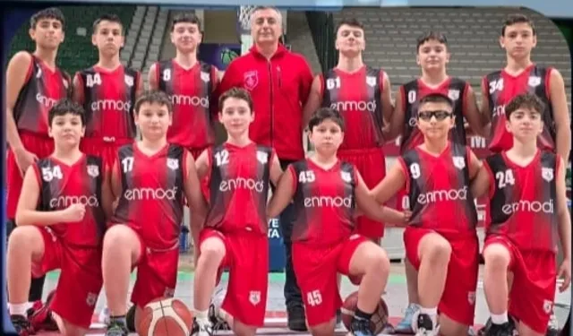 Gemlikspor Küçük Erkekler namağlup çeyrek finalde