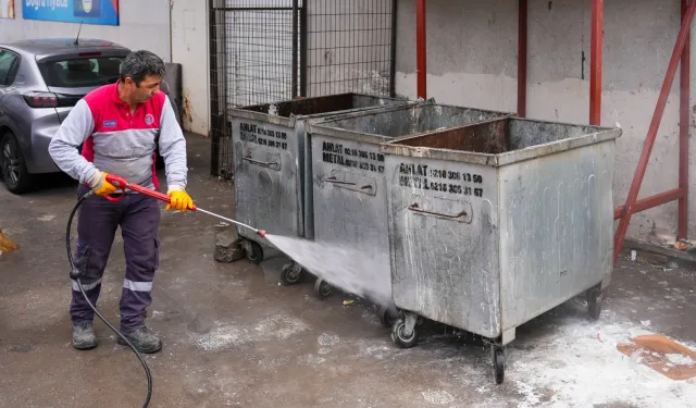 İstanbul Maltepe'de bahar temizliği