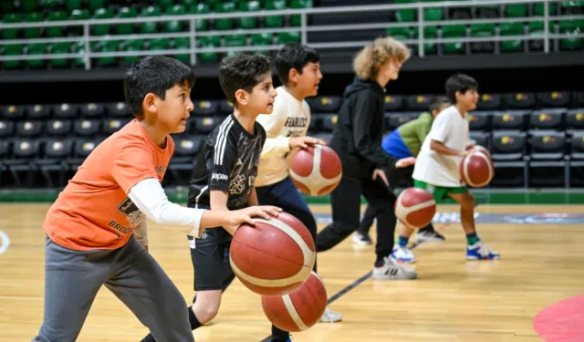 İzmir Bornova'da çocuklar sporla büyüyor