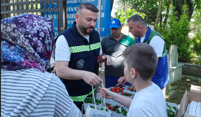 Arnavutköy‘de Bayram Öncesi sıkı çılışma...
