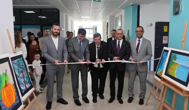 Kütahya'da engelsiz dokunuş sergisi büyük ilgi gördü
