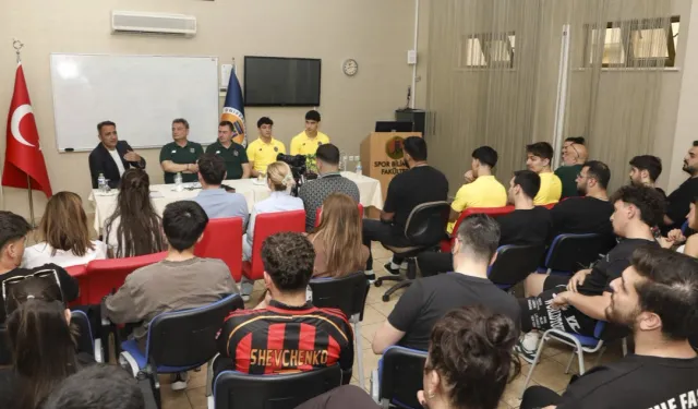 Mersin Üniversitesi'nde basketbol altyapısı konuşuldu