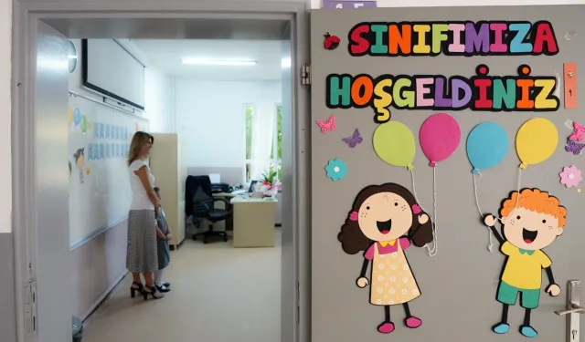 Öğretmenler için yer değiştirme işlemleri Temmuz'da başlıyor