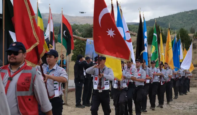 Konya'da İslam İzcileri Dostluk Kampı başladı