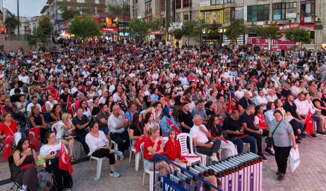 Filenin Sultanları'nın Avrupa Şampiyonluğu Maltepe'de dev ekranda kutlandı