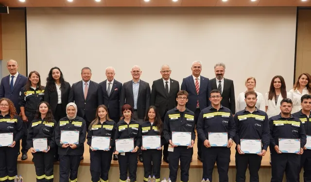 Tüpraş'ın Temel Rafinericilik Staj Programı öğrencileri sertifikalandı