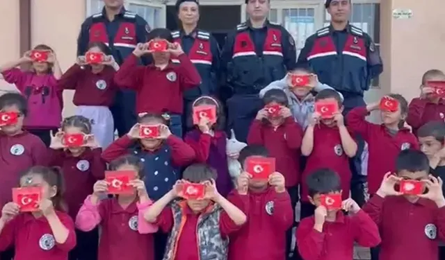 Bilecik'te jandarma öğrencilerle bir araya geldi
