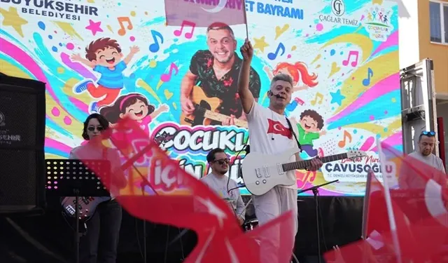 Denizli'de Cumhuriyet coşkusu okullara taştı