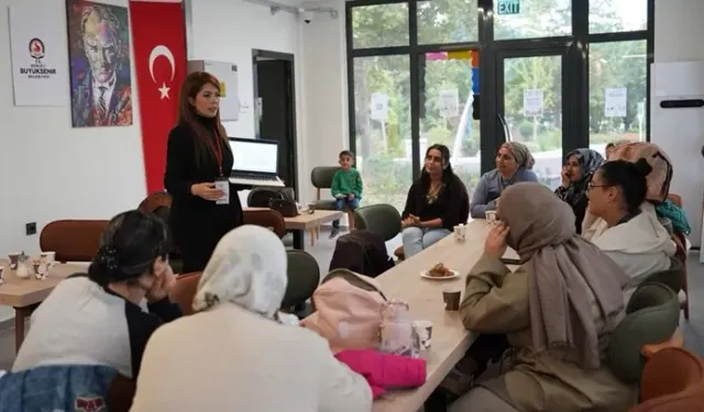 Denizli'de kadınlara sağlık ve şiddetle mücadele eğitimi
