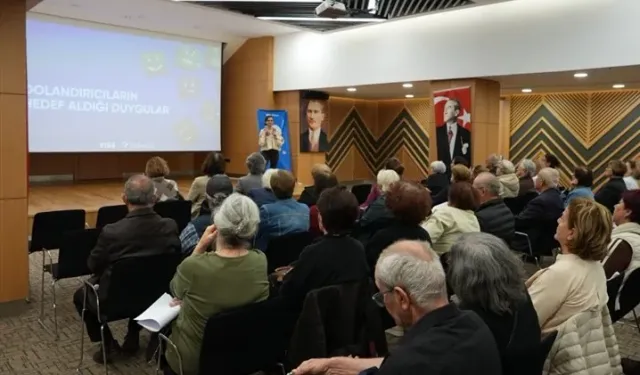 Denizli'de yaş almış bireylere dijital güvenlik eğitimi