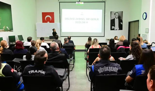 Manisa Büyükşehir'den personeline disleksi farkındalığı