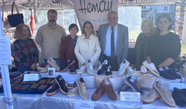 Manisa protokolünden Yunusemre HEM tanıtım standına ziyaret