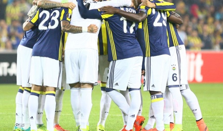 Fenerbahçe, Hollanda'nın Feyenoord takımını 1-0 yendi