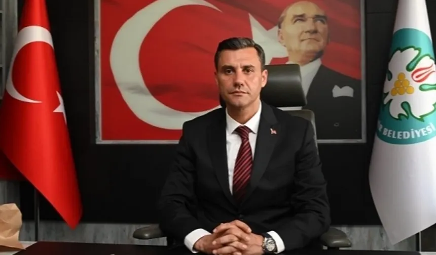 Elektrik çarpan Manisa Büyükşehir Belediye Başkanı Ferdi Zeyrek yaşama yenik düştü...