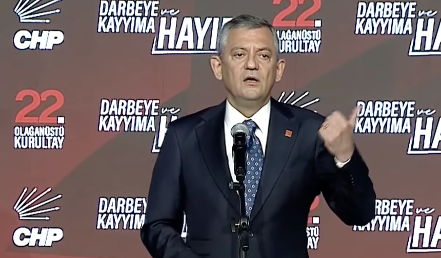 CHP sandık başında... Olağanüstü Kurultay''da tek aday Özgür Özel...