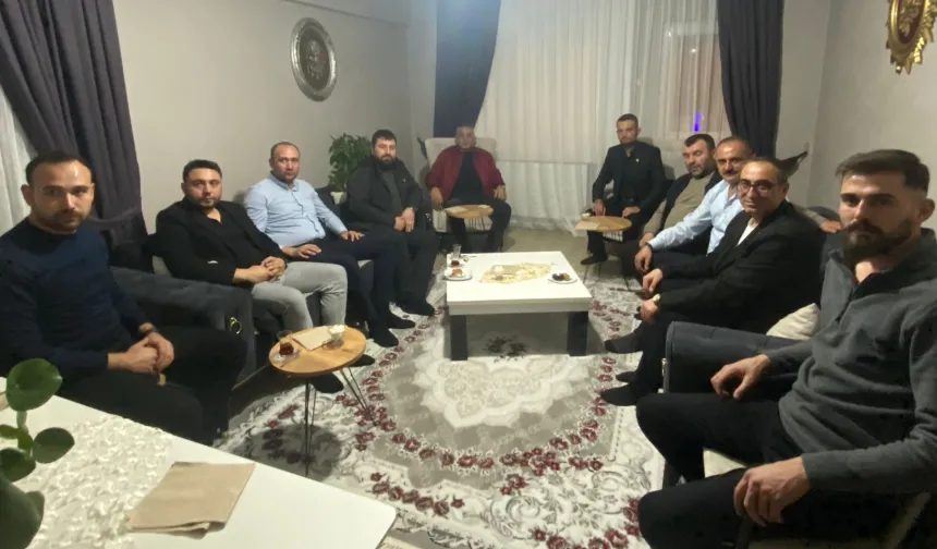 MHP'den Pazaryeri'nde 'Hayırlı Günler Komşum' ziyareti