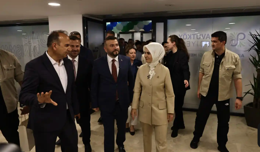 Arnavutköy’e Aile, Eğitim ve Sosyal Yaşama Değer Katan Dev Yatırımlar Hizmete Açıldı