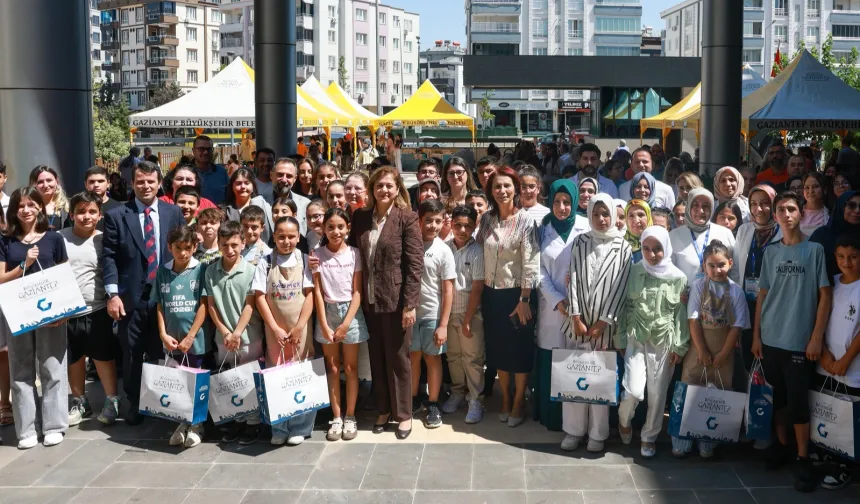 Gaziantep'te 11 farklı branşta 100 öğrenci final için yarıştı