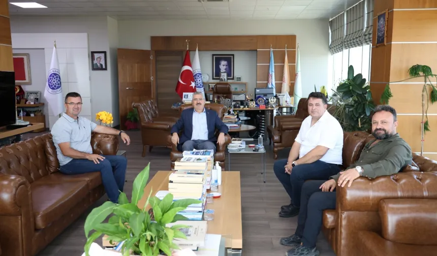 Edirne Gazeteciler Derneği'nden Rektör Mümin Şahin'e ziyaret