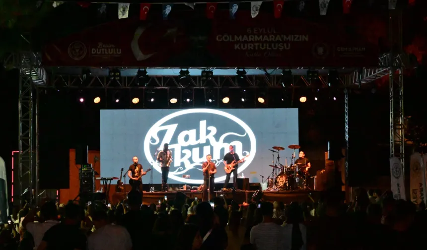 Manisa'da Gölmarmara kurtuluşunu Zakkum'la kutladı