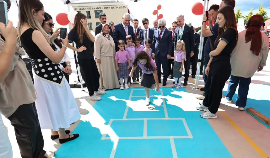 Sakarya eğitiminde ilköğretime coşkulu başlangıç