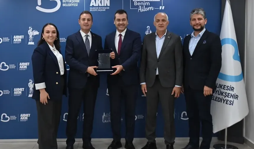Balıkesir'de Bandırma Binicilik Merkezi'ne en iyi uygulama ödülü