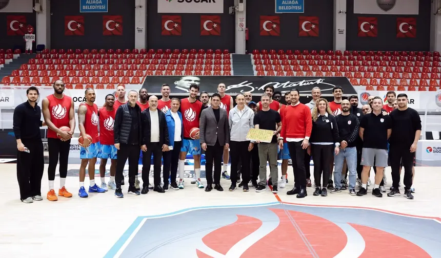 Başkan Serkan Acar'dan Aliağa Petkimspor'a ziyaret