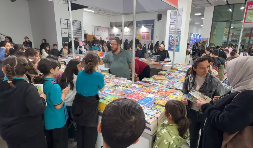 Çayırovalı kitapseverler, kitap günlerinden çok memnun