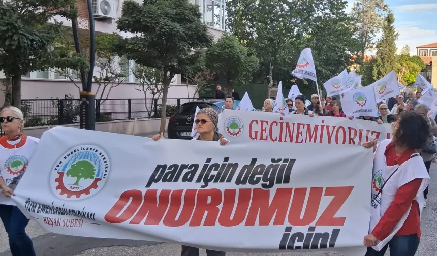 Keşan'da emeklilerden hayat pahalılığına karşı yürüyüş