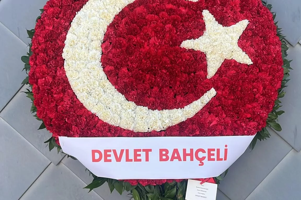 Bahçeli'den TFF Başkanı Hacıosmanoğlu'na destek mesajı